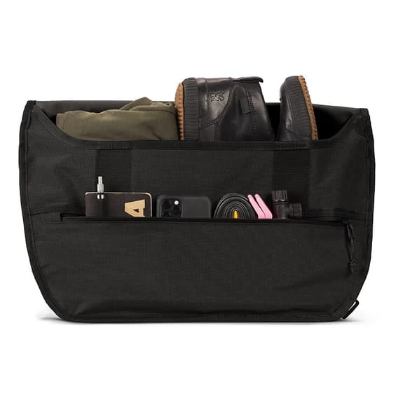 Sac à Dos Chrome Simple Messenger 15L Noir – Image 3