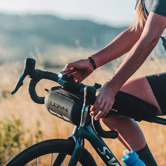 Sacoche De Guidon Lezyne Hard Bar Caddy Noir – Image 3